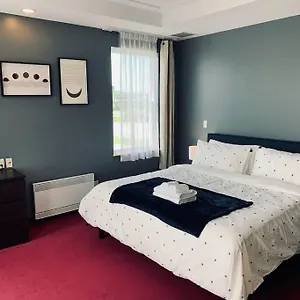 Old 300 Stylish 1-bdrm Apt #403 With Ac Halifax