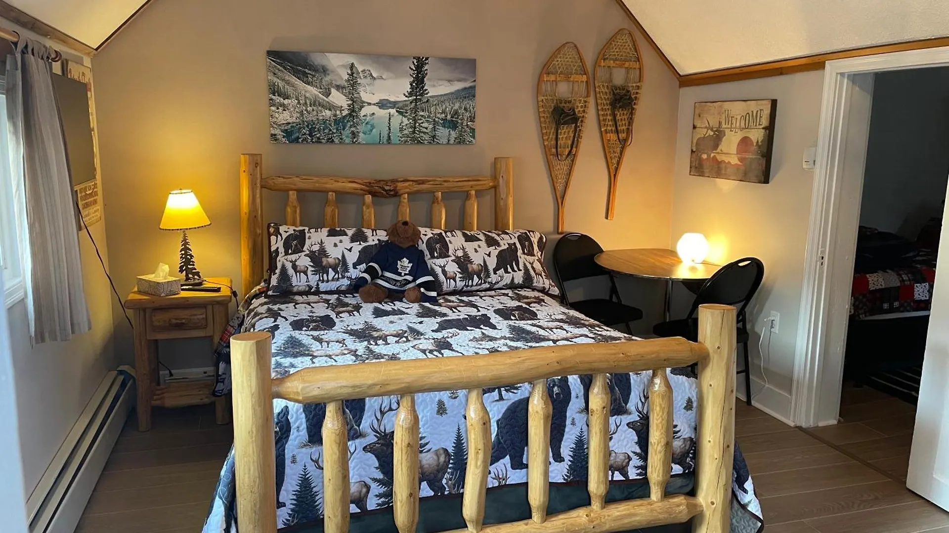 Holiday Lodge Cabins contacts